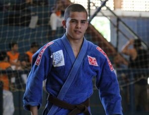 Judocas de Guaíra são destaque de campeonato em Fernandópolis
