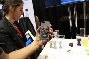Cases de iPhone com impressão 3D transformam usuário em designer