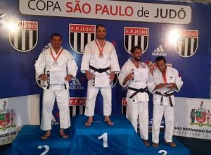 stefanio medalha guaira