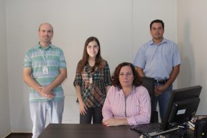 Na foto, o diretor regional da Fundação Procon, Alexandre Cavalheiro, especialista e Proteção e Defesa do Consumidor, Esther de Andrade Condé Silva e do Procon local a chefe operacional, Tânia Maria de Lima e o agente, Evandro Barros