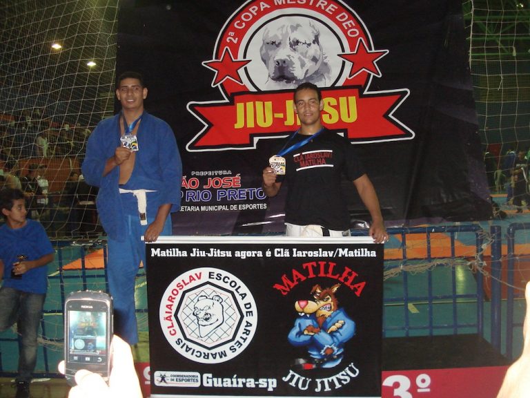 Equipe “Matilha” conquista medalhas na Copa Mestre Deo de Jiu-Jitsu realizada em Rio Preto