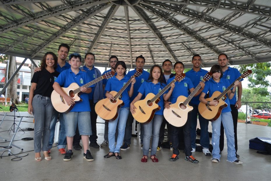 Usina Colorado traz à Guaíra a Orquestra de Violões de Tatuí