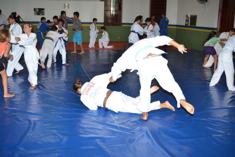 Judocas guairenses conquistam 14 medalhas em campeonato regional