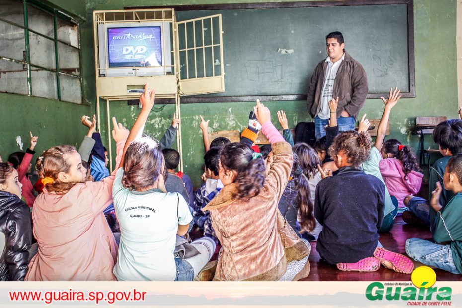 Meio ambiente vivenciado na prática em Guaíra