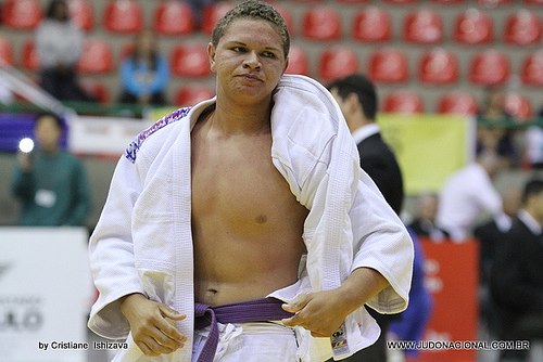 JUDOCA GUAIRENSE CONQUISTA MEDALHA NA COPA MINAS