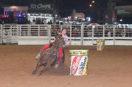 Pela primeira vez, Festa do Peão de Barretos terá categoria mirim da prova de Três Tambores