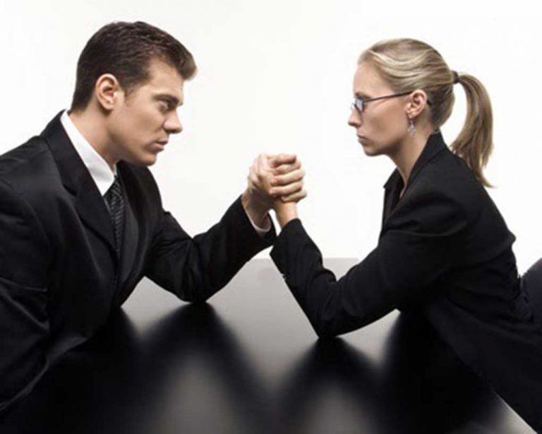 PESQUISA REVELA QUE 90% DAS MULHERES JÁ SE SENTIRAM MENOS RESPEITADAS QUE OS HOMENS NO TRABALHO