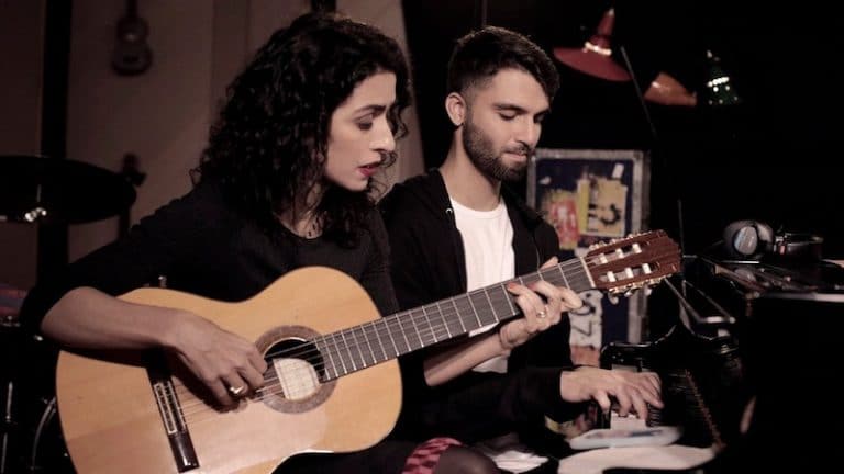 CANTOR SILVA FAZ SHOW EM HOMENAGEM A MARISA MONTE EM JACAREÍ/SP