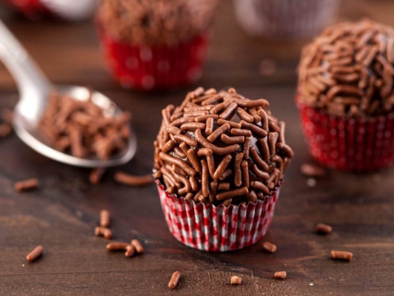 Ana Maria Braga ensina 5 receitas do doce mais querido do Brasil