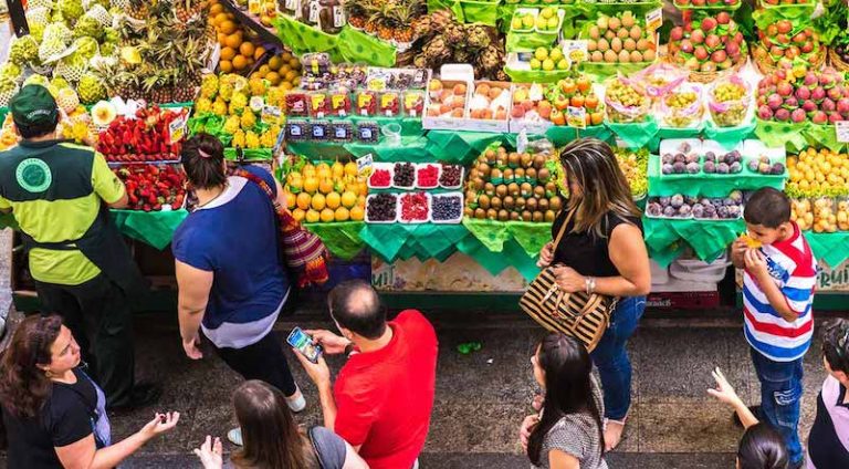 Denúncias de “golpe da fruta” no Mercadão de São Paulo
