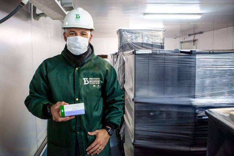 Instituto Butantan começa a exportar soros antidiftérico e antiofídico para mais sete países