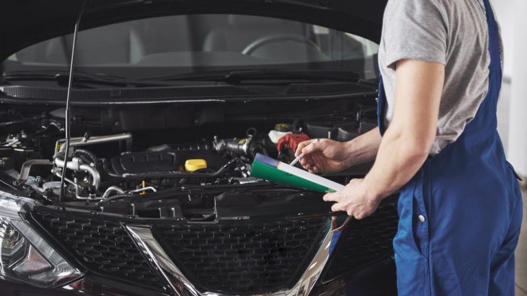 Manutenção veicular: o que fazer para garantir uma viagem segura nas férias