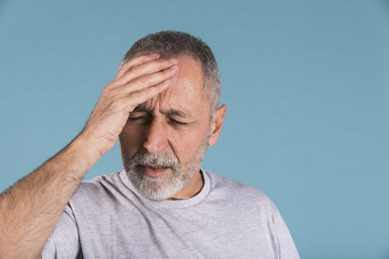 Como saber se estou tendo um AVC? Neurologista explica quais os principais sinais de alerta