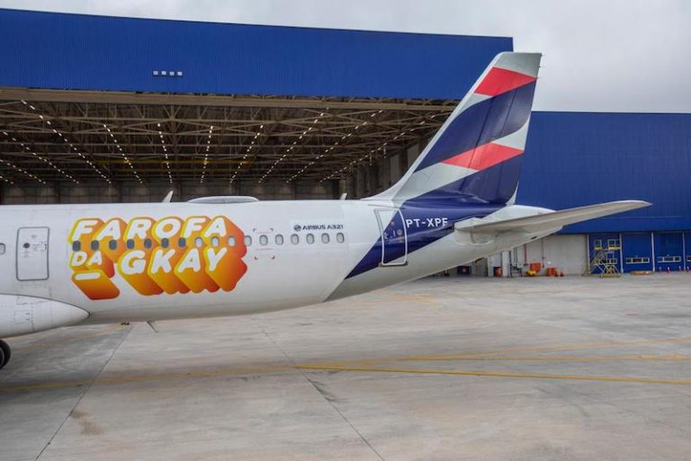 LATAM revela detalhes do fretamento especial com os convidados da Farofa da GKay