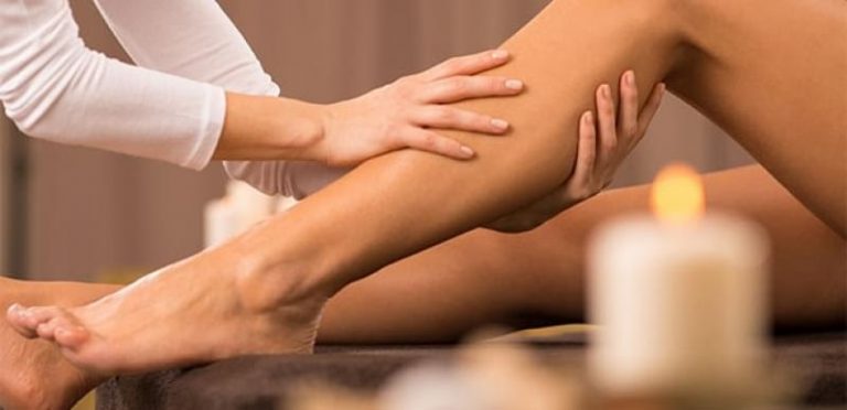 Pernas cansadas e inchadas? Veja como a Drenagem Linfática pode resolver esse problema