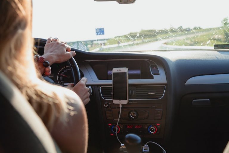 5 itens para checar antes de viajar de carro