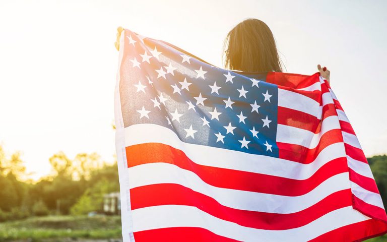 Quer morar legalmente nos Estados Unidos? Abra uma franquia 