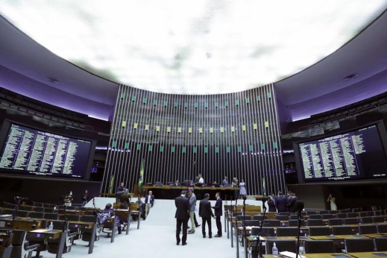 O que faz um deputado federal: saiba mais sobre o trabalho desses parlamentares