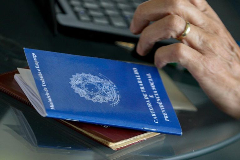 Portal de Vagas da Sólides destaca mais de 590 oportunidades de emprego em Ribeirão Preto, Franca e região