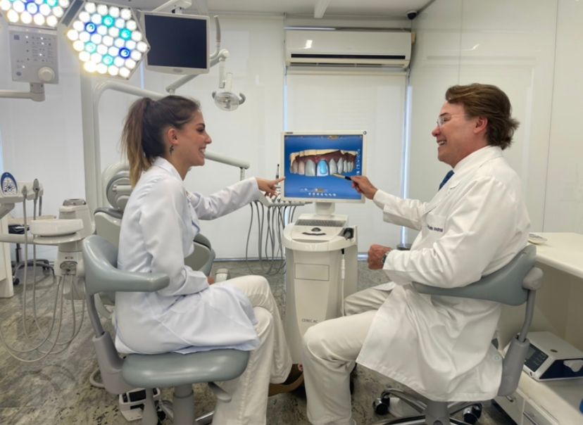 Avanços tecnológicos aumentam praticidade na implantodontia