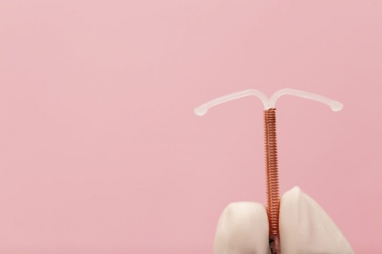 Interesse por DIU como método contraceptivo aumenta 105% no Brasil nos últimos 5 anos