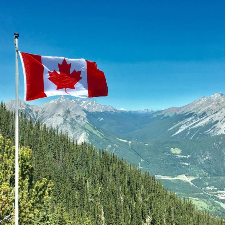 Canadá está em busca de profissionais na área da saúde