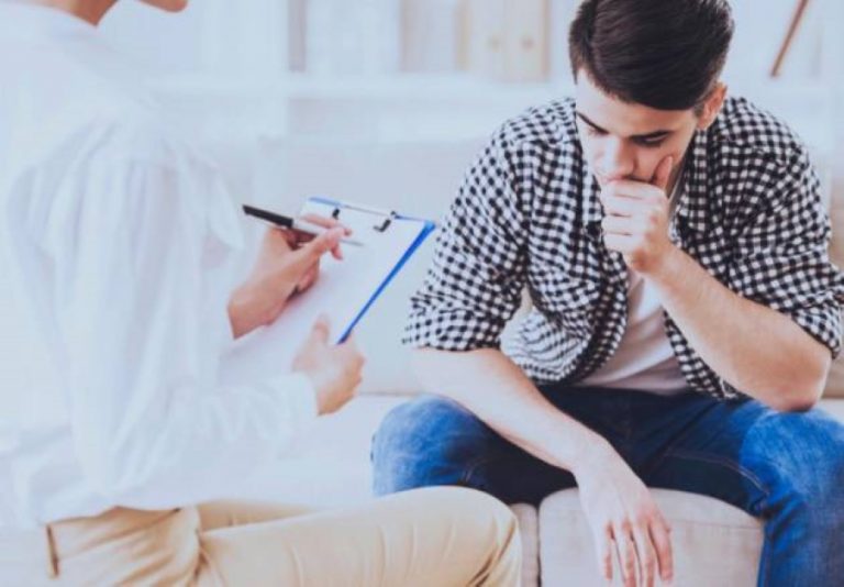 Psicólogo explica por que homens são mais resistentes à terapia