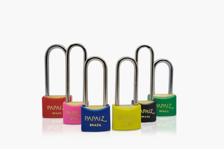 Acessórios para proteger a mala e objetos durante as férias