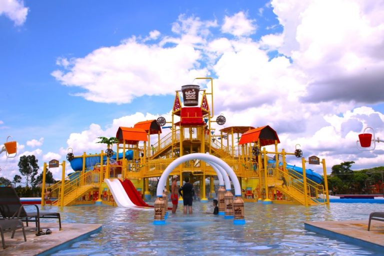 Verão no Barretos Country é pura diversão com apresentações de bandas de todos os ritmos