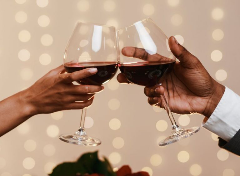 Confira dicas de vinhos apaixonantes para celebrar o Valentines Day