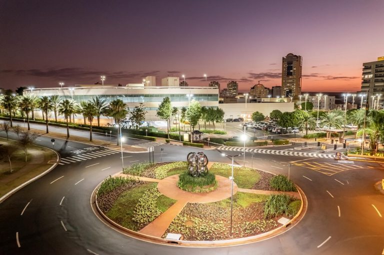 No mês da mulher, RibeirãoShopping tem exposição e programação gratuita com vivências, rodas de conversa e bate-papos