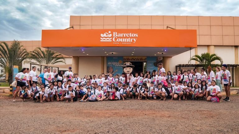 Barretos Country recebe alunos de rede municipal para o Dia Nacional da Alegria