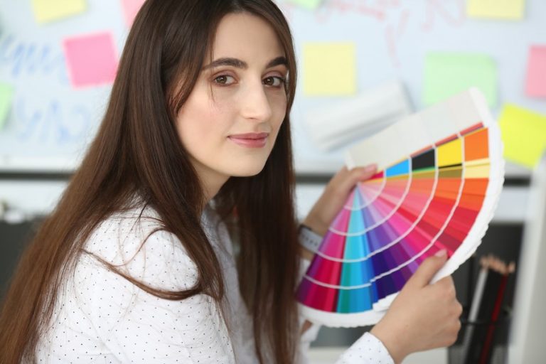 Colorimetria: descubra as cores que valorizam seu tom de pele