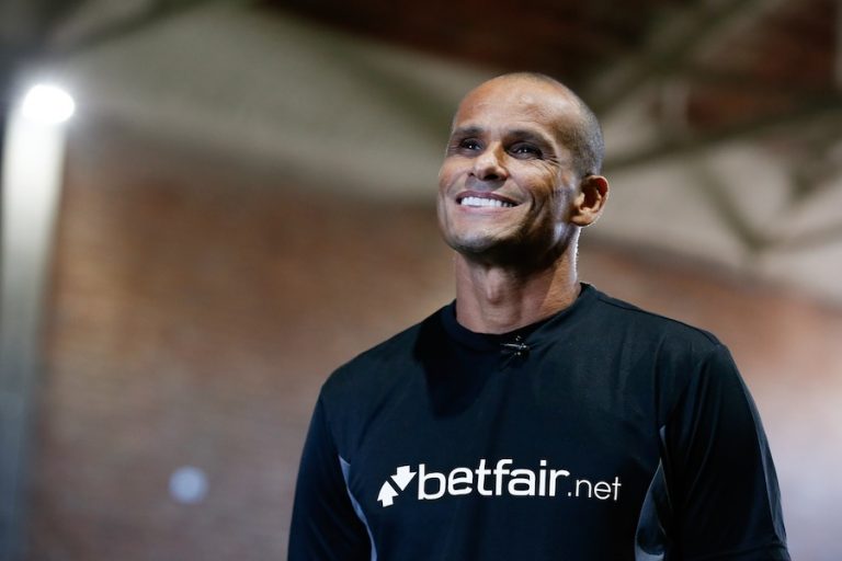 Rivaldo: “Os jogadores precisam ter mais personalidade para reverter essa má fase”