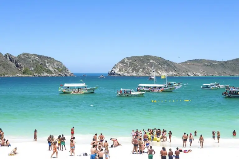As praias brasileiras mais queridas para passar a virada do ano