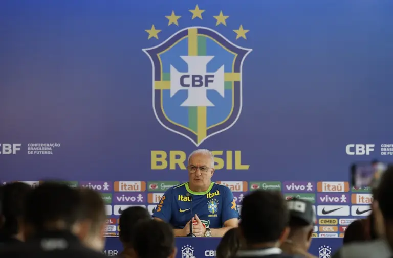Betfair aponta estrangeiros como favoritos para substituir Dorival Jr. na Seleção Brasileira