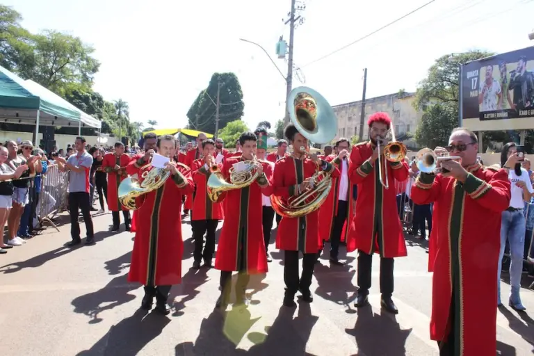 Guaíra celebra 96 anos com desfile cívico que une tradição e sustentabilidade
