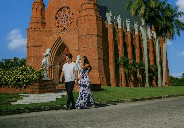 Campos do Jordão e São Paulo estão entre os 3 destinos mais buscados para o Corpus Christi em 2025, aponta Booking