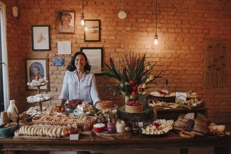 Dona Celina Artesanal celebra Dia Nacional do Pão de Queijo