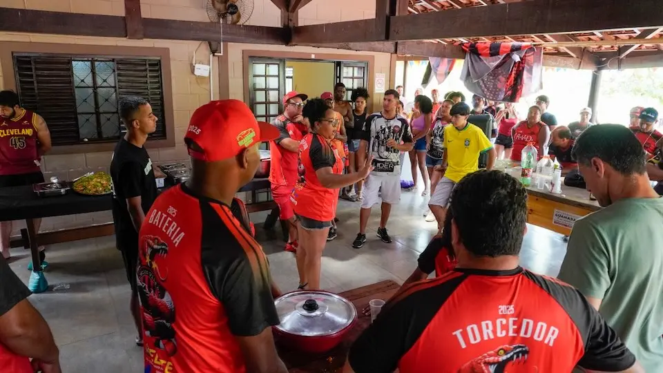 Almoços comunitários do Atlético da Vila Diva reúnem mais de 150 pessoas todos os domingos em Barretos