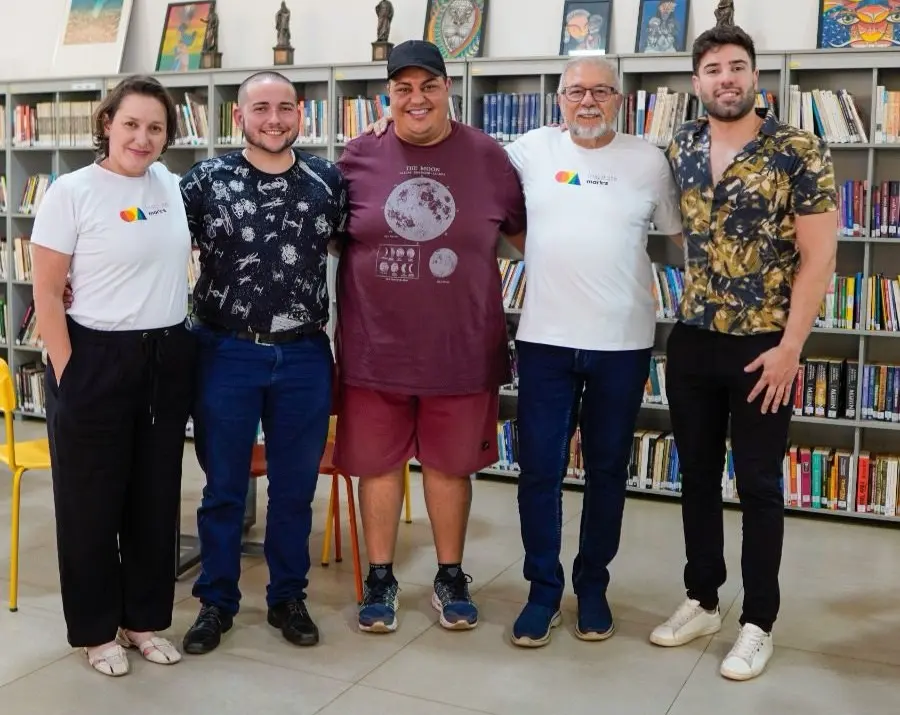 Vozes que Transcendem: Instituto Mark’s lança projeto gratuito de acolhimento e prevenção ao suicídio de homens trans nesta segunda (28)