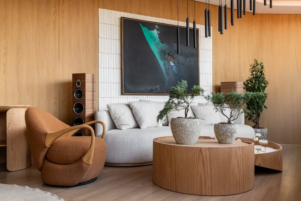 Arte ganha protagonismo e transforma ambientes na CASACOR Ribeirão Preto