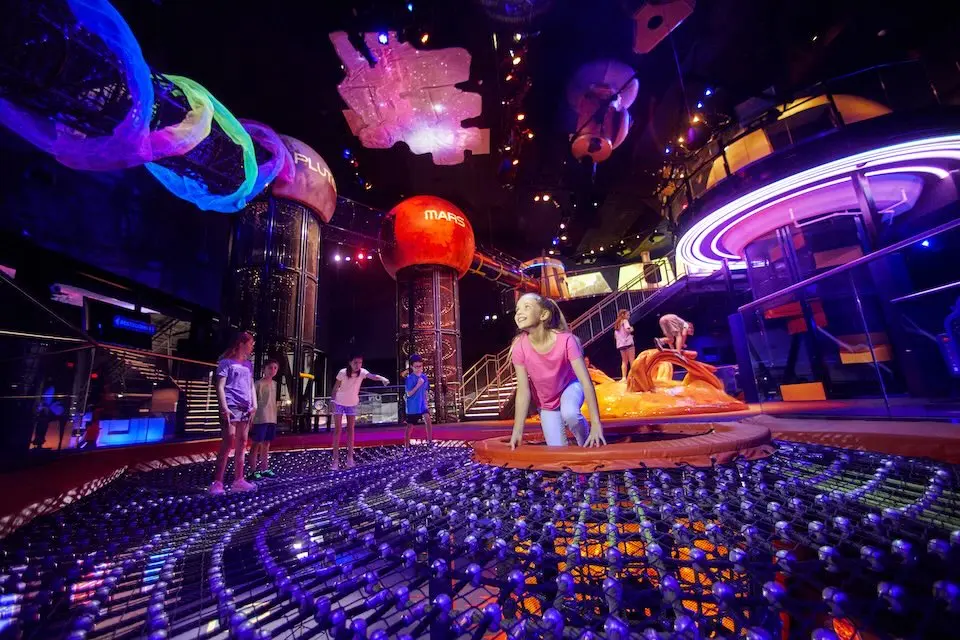 Férias espaciais na Flórida- diversão intergaláctica para crianças no Kennedy Space Center Visitor Complex