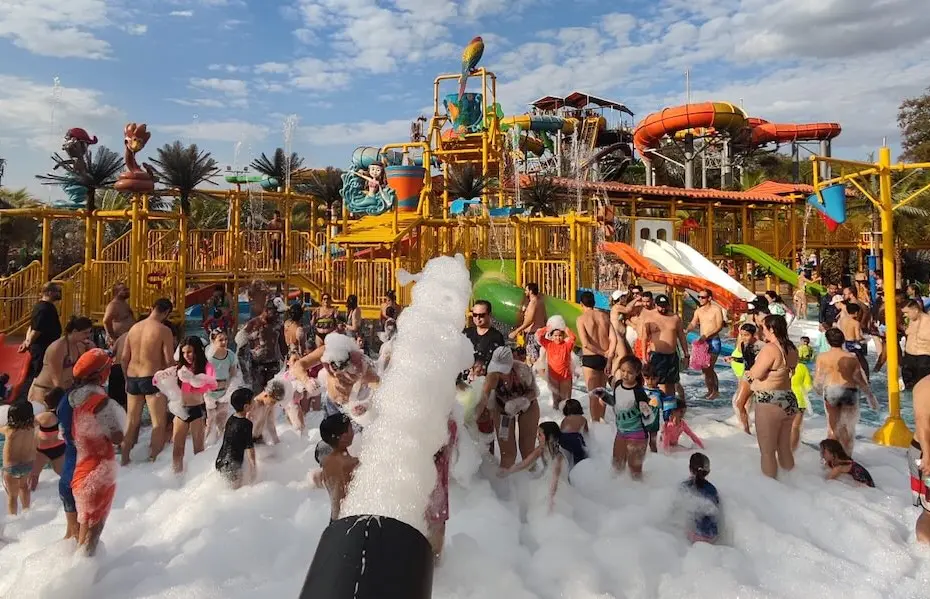 Thermas dos Laranjais terá programação especial para o Dia das Crianças