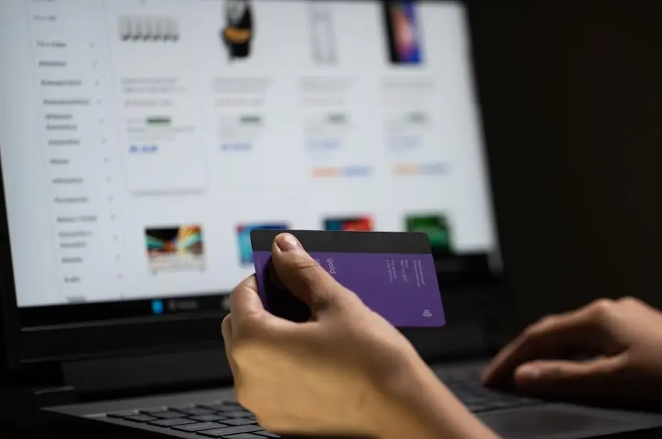 Quase 40% dos consumidores desistiram de comprar produtos importados devido à “taxa das blusinhas”, aponta pesquisa