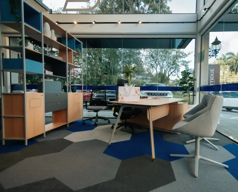 Seis tendências para o mobiliário corporativo em 2026