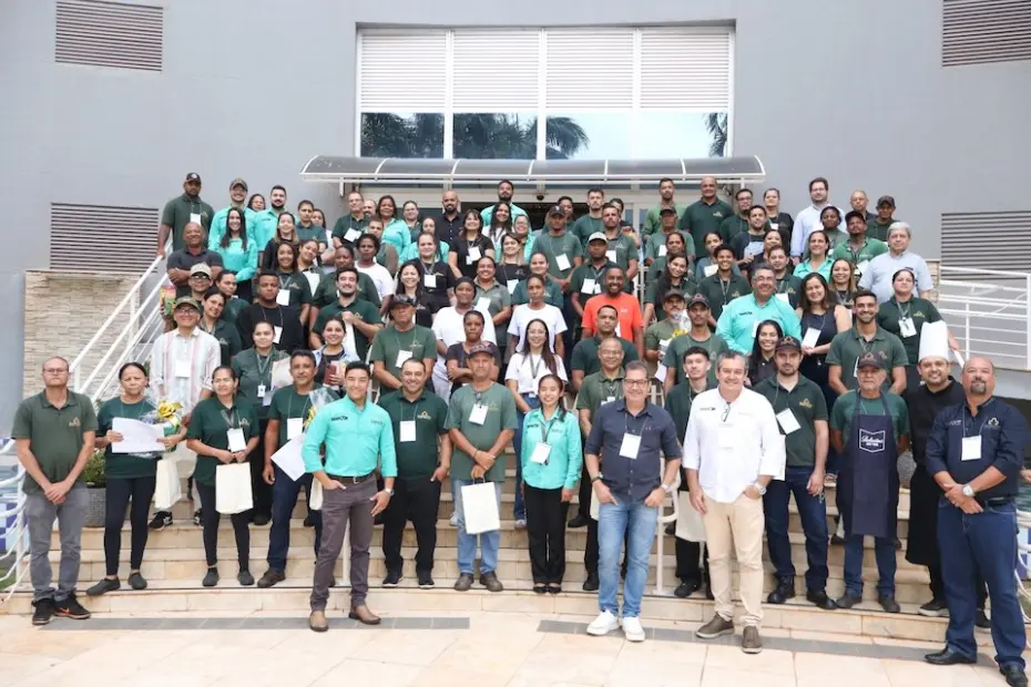 Barretos Park Hotel realiza a primeira convenção “Conexão que Constrói o Futuro” e homenageia funcionários