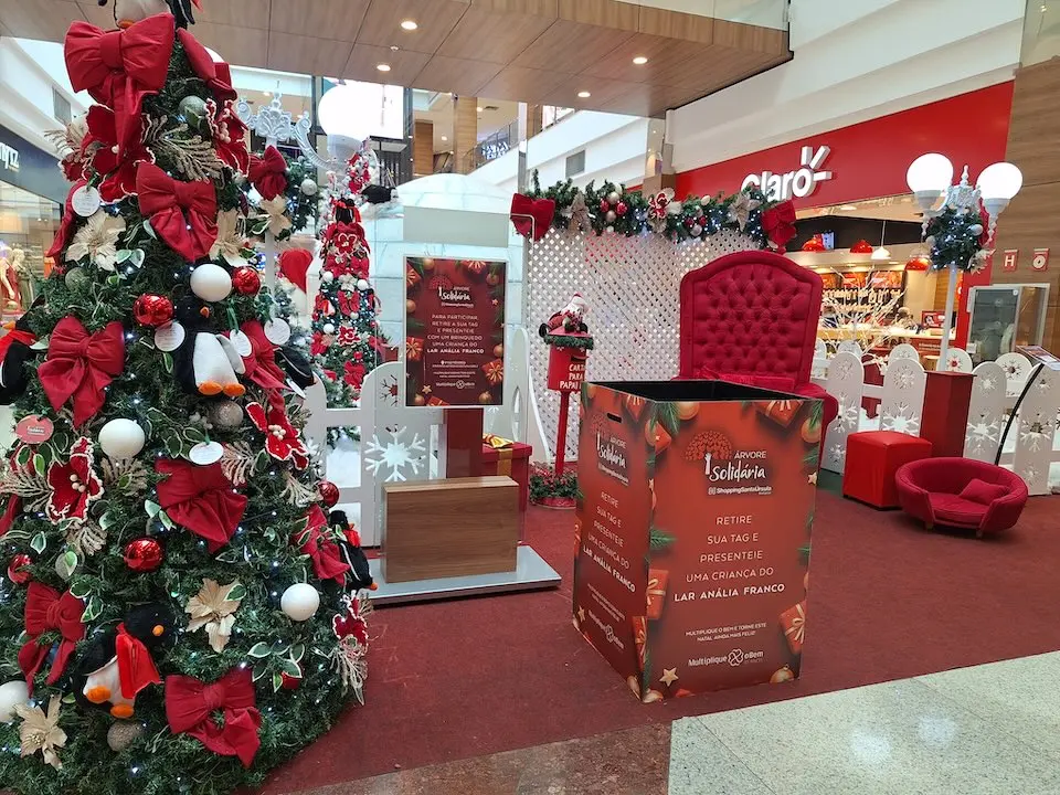 ShoppingSantaÚrsula promove ação solidária de Natal com arrecadação de brinquedos