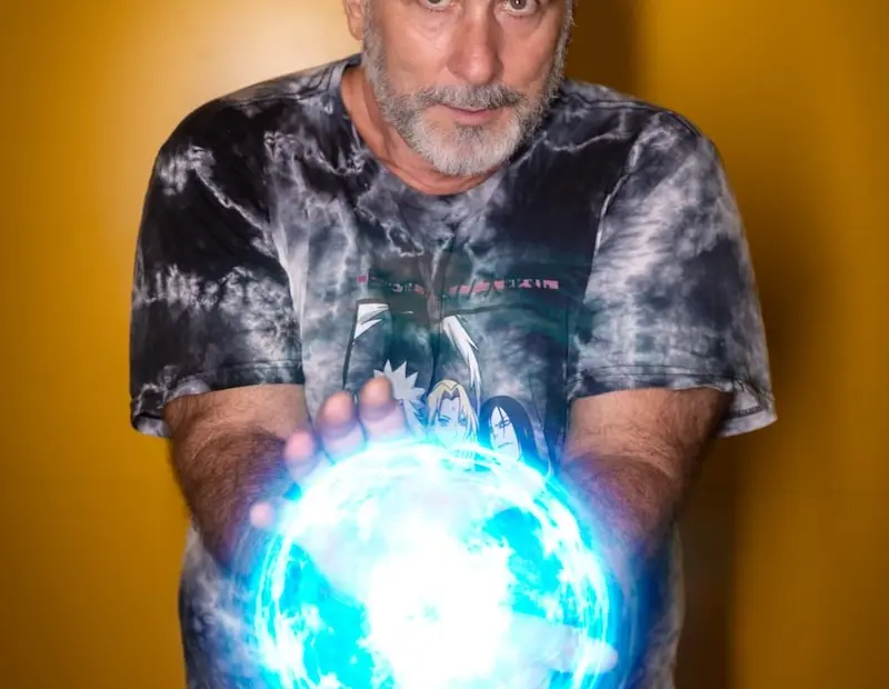 Instituto Mark's anuncia 1º Geek Day, evento de cultura pop com “feirinha geek” e presença do dublador Raul Schlosser