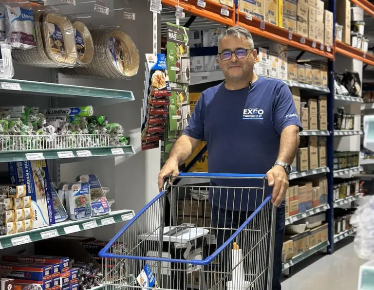 Loja Plastripel Você será loja modelo na EXPO Plastripel 2026 e oferecerá experiência de autosserviço para lojistas